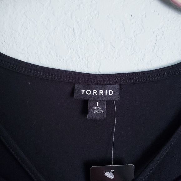 ‎Torrid - Picture 3 of 5